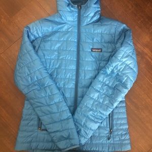 Patagonia blue puffer jacket